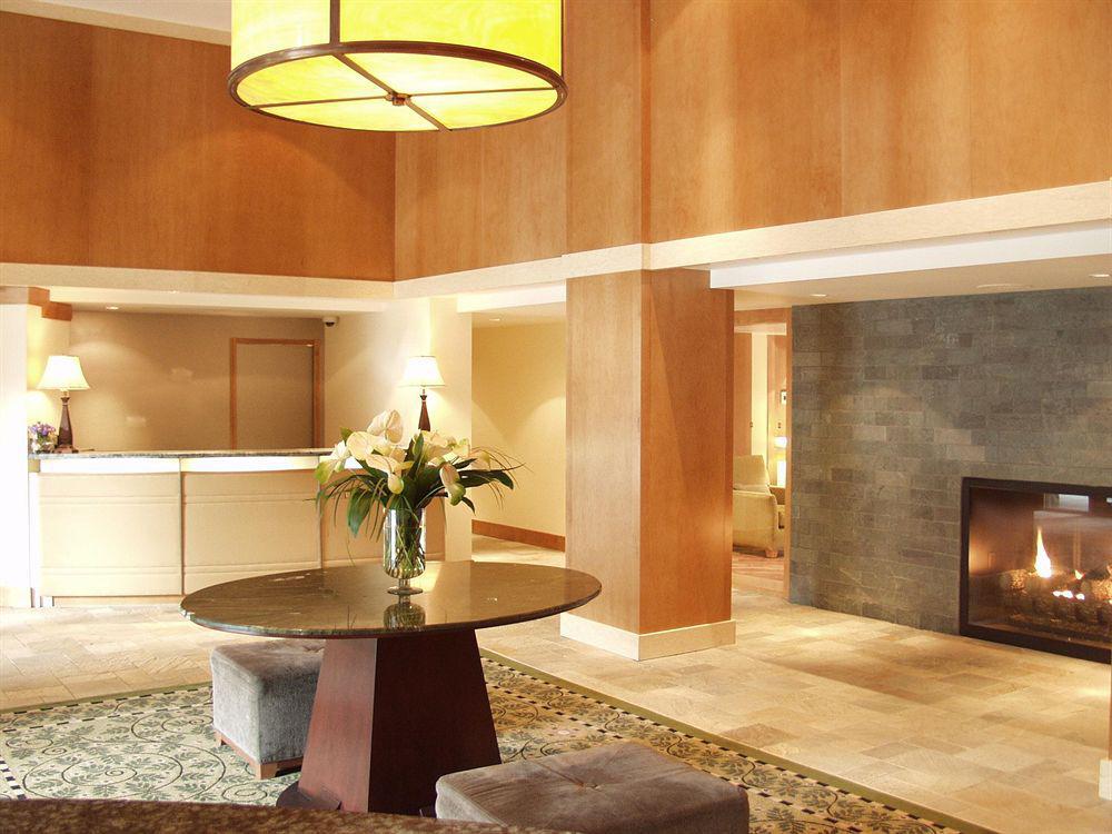 Pan Pacific Whistler Village Centre Interior foto
